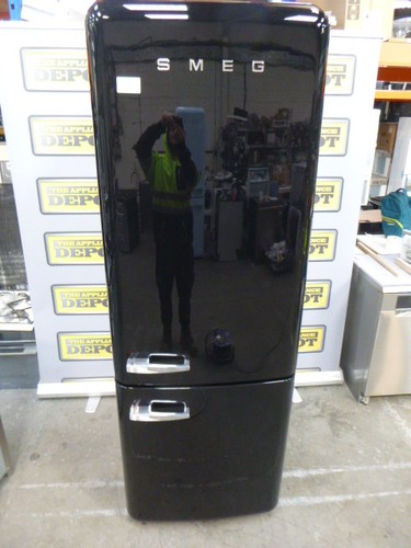 Smeg fridge freezer black - freezer,