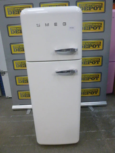 Smeg fridge freezer - smeg,