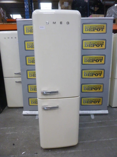 Smeg fridge freezer cream - fridge,