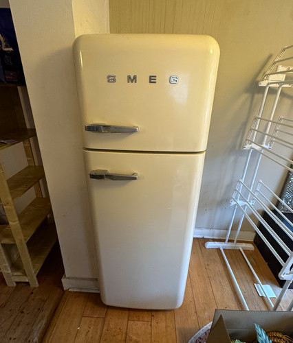Smeg split cream - split, gloss