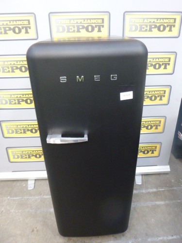 Smeg fridge matt black - fridge,